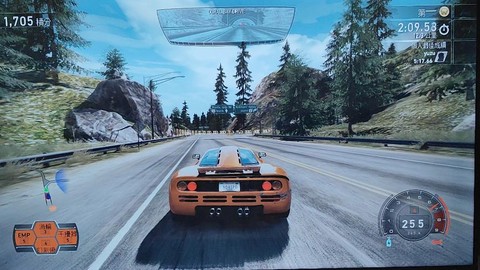 极品飞车14怎么看版本[图2]